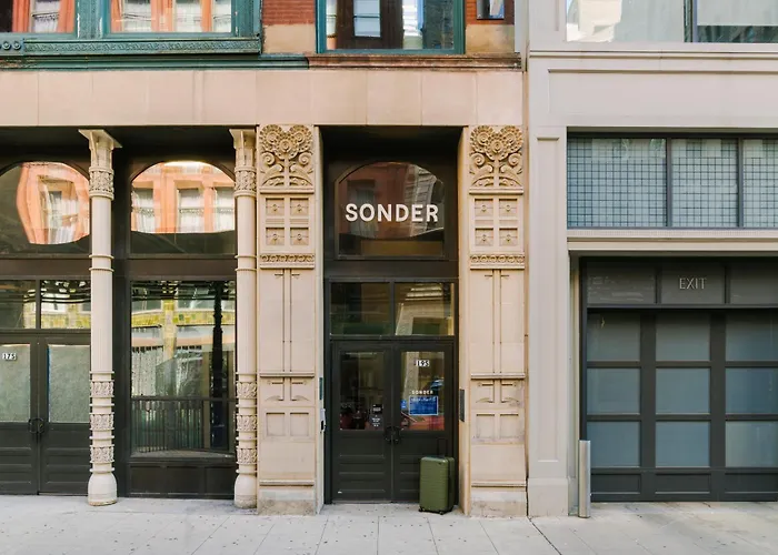 Sonder By Marriott Bonvoy Jewelers Row Apartments Millenium Park