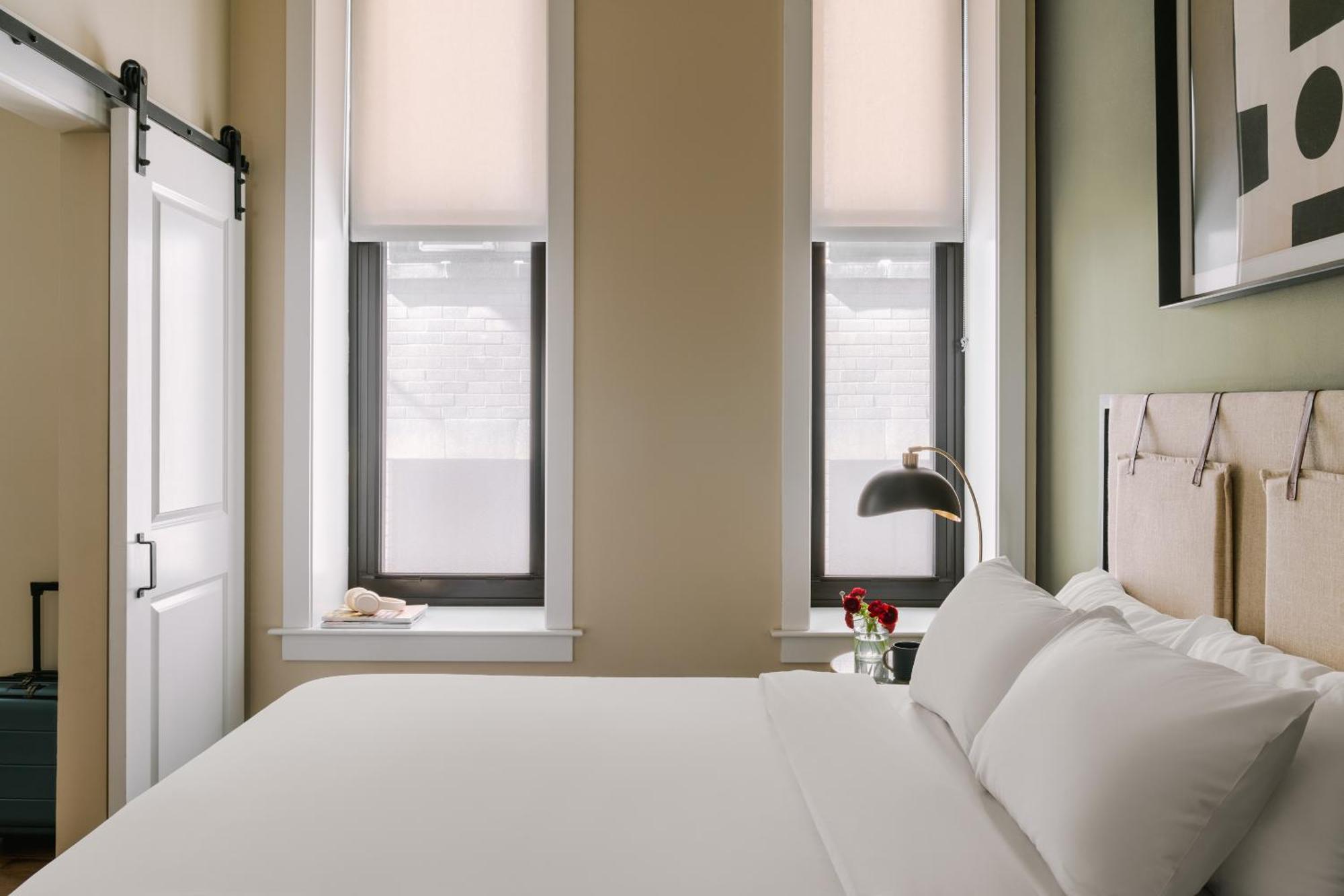 Sonder By Marriott Bonvoy Jewelers Row Apartments Millenium Park
